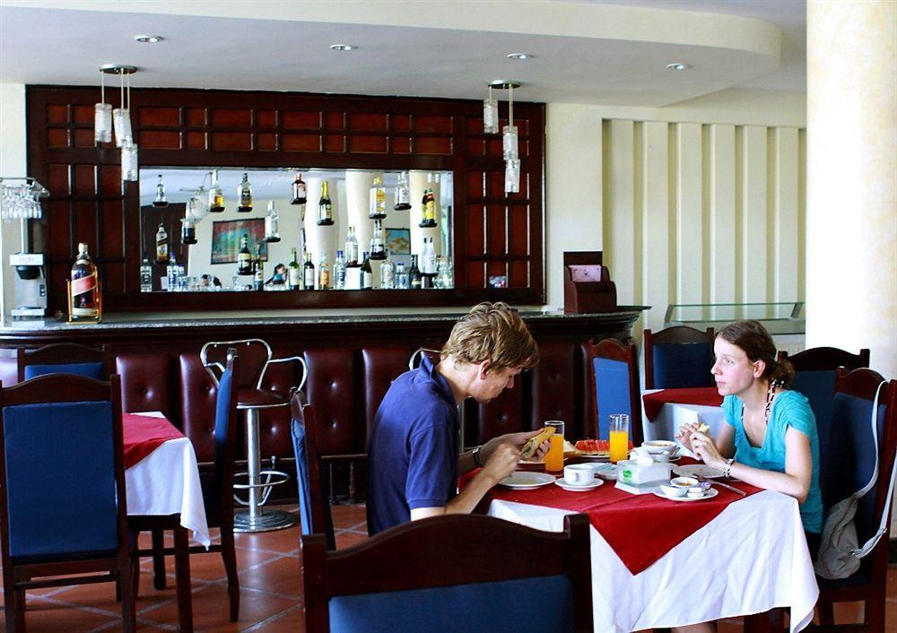 Sea And 3* Hội An